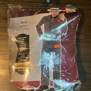 mob costume large